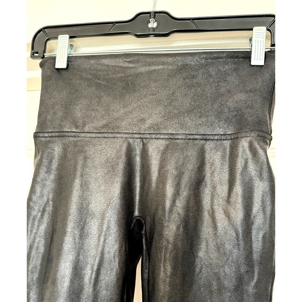 SPANX Faux Leather Leggings Size M (slimming athleisure active toning) - Picture 2 of 4